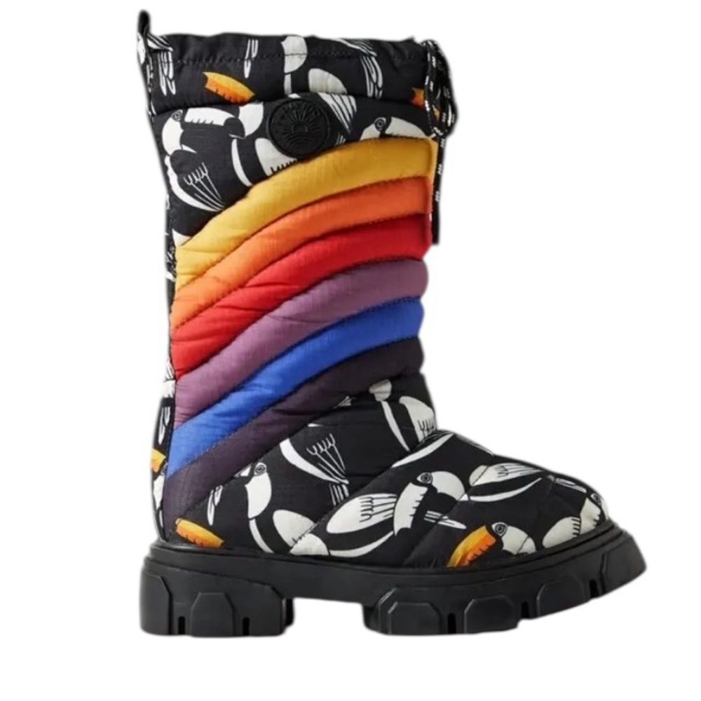 NEW Farm Rio Puffy Tall Rainbow Snow winter Boots Graphic Toucan Print Size 6